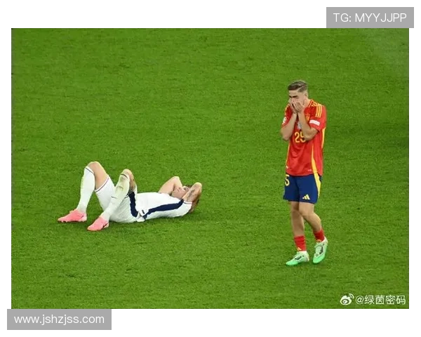 缺席决赛的足球明星们背后的故事与遗憾瞬间